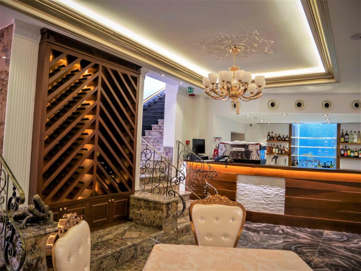 Hotel Boka Tirana Exterior foto